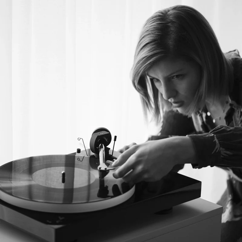 Pro-Ject X1 B Turntable - Image 5